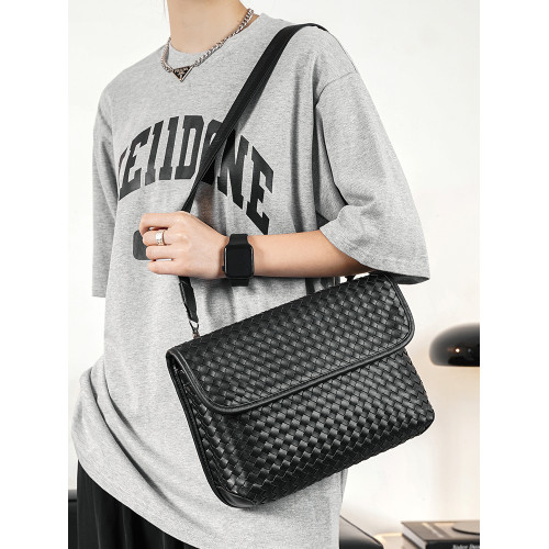 2026新款手工編織單肩包斜後後背包 潮流時尚胸包街頭小挎包潮男包包 2026新款手工編織單肩包斜後後背包 潮流時尚胸包街頭小挎包潮男包包