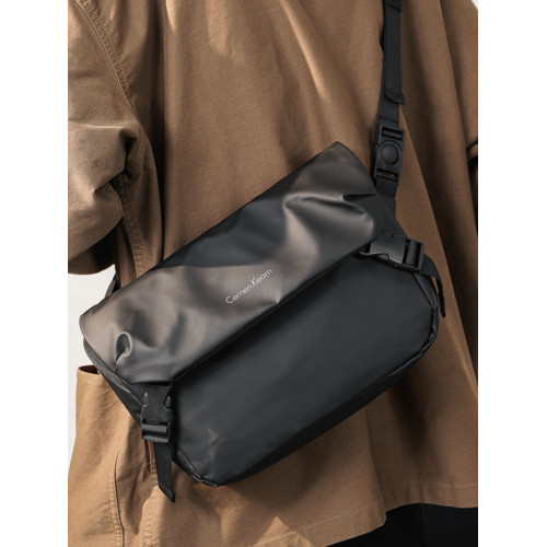 新款潮牌男士牛津布單肩包休閒尼龍帆布斜背後後背包日系潮流小方包潮 新款潮牌男士牛津布單肩包休閒尼龍帆布斜背後後背包日系潮流小方包潮