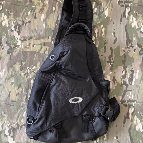 刺綉輕便騎行包重工古著弓箭包單肩斜後後背包戰術風後後背包情侶後後背包速發 刺綉輕便騎行包重工古著弓箭包單肩斜後後背包戰術風後後背包情侶後後背包速發