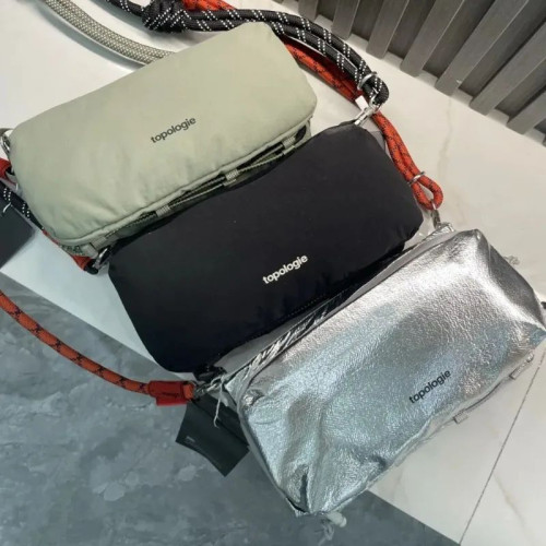 2025 New Waterproof Sports Crossbody Water Bottle Bag - A Un