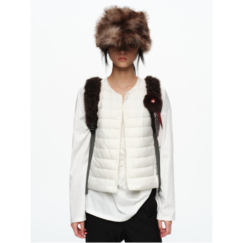 oinimi 趣味彩虹紐釦棕熊毛絨絨雙肩包 萌系造型感