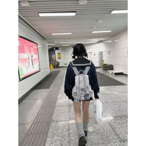 雙肩包女2025新款大學生通勤女旅遊輕便高顔值高中生雙肩包