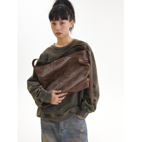 CryingCenter 黑色油蠟大容量單肩斜背皮包可調節托特包 哭喊中心 CryingCenter 黑色油蠟大容量單肩斜背皮包可調節托特包 哭喊中心