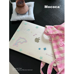 MOCOCA《海洋之星》星星海豚進口pc透明滿天星細閃硬殼防磕碰適用於Macbook蘋果pro電腦air保護套13寸14寸