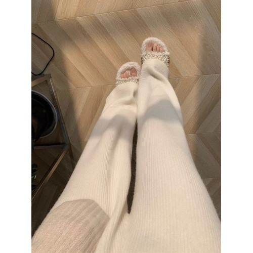 白色針織濶腿褲子女秋冬季新款軟糯奶呼呼顯瘦遮垮垂感長褲奶奶褲