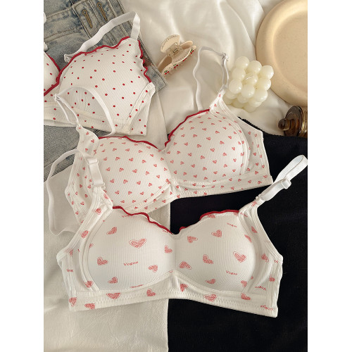 甜美愛心內衣女小胸聚攏無鋼圈學生高中生舒適透氣三角杯文胸罩