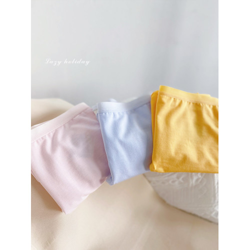 Lazy Holiday莫代爾內褲女生桑蠶絲內檔少女無痕中腰薄款三角短褲