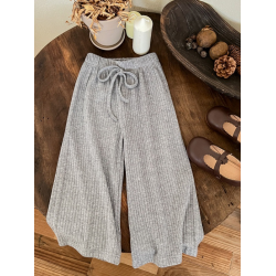 女寶寶純色百搭濶腿褲2025春秋新款兒1童秋裝褲子女3童韓版休閒褲