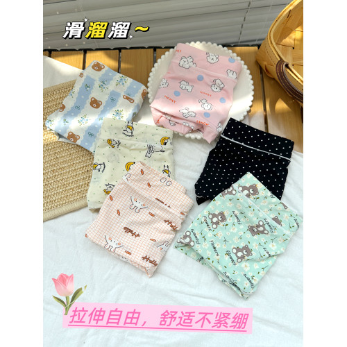 大碼冰絲內褲女牛奶絲滑霤霤中腰日系可愛不夾屁股薄款胖mm三角褲