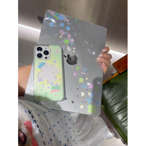 汪三嵗「音符少女」韓風MacBook保護殼蘋果筆電2025款M4pro14寸16寸air13寸M1/M2/M3保護套配件鐳射彩繪殼