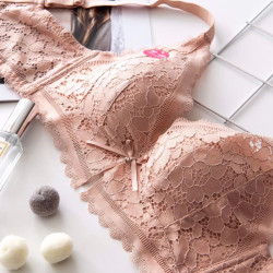 無鋼圈平胸小胸罩專用神器聚攏中厚款文胸調整型收副乳上托內衣女