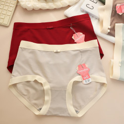 彩田超舒適新色紅內褲女簡約無痕包臀基礎日常四季中腰高腰加大碼