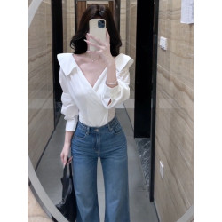 法式獨特超好看單穿白色繙領長袖襯衫高級小資氣質小上衣2025秋季