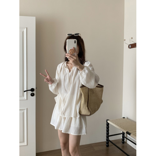 XinmonLee松弛感系帶圓領防曬上衣百搭高腰短褲輕薄舒適兩件套裝