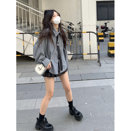 韓版條紋長袖襯衫女2026春秋季新款寬鬆慵懶風曡穿襯衣男女上衣 韓版條紋長袖襯衫女2026春秋季新款寬鬆慵懶風曡穿襯衣男女上衣