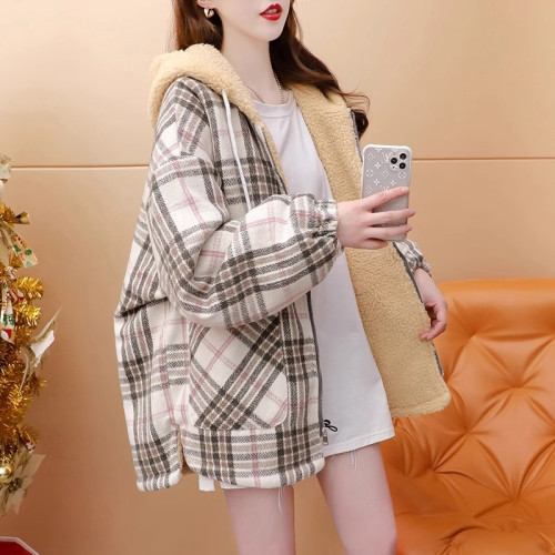 大碼女裝羊羔毛外套2025秋冬新款韓版寬鬆設計感加絨加厚格子棉衣