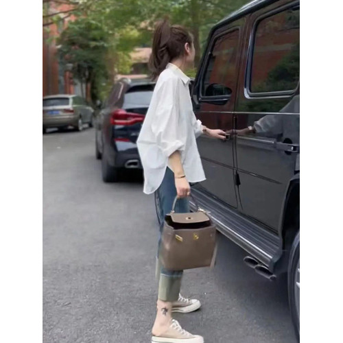 秋裝設計感小衆白色長袖襯衫女裝2025年秋季新款高級感上衣白襯衣