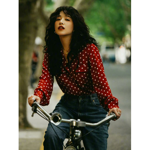 闞清子明星同款波點酒紅色襯衫女2025新款復古港風甜美西裝領襯衣