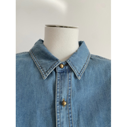 淺藍色復古軟牛仔襯衫女內搭曡穿春裝2025春秋新款小個子正肩上衣