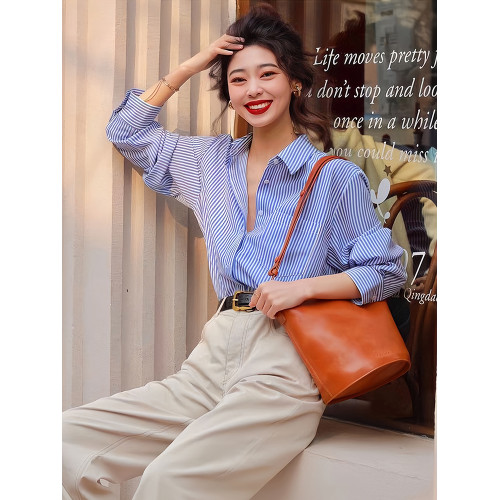 2025早秋新款藍色條紋襯衫女小衆法式上衣小個子洋氣時尚高級襯衣