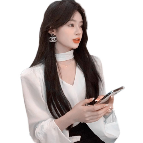 杏白色醋酸緞面襯衫女春秋設計感小衆小個子v領襯衣法式掛脖上衣