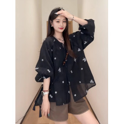 夏季韓版氣質時尚黑色寬鬆女士上衣刺綉減齡長袖百搭防曬襯衫襯衣