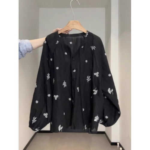 夏季韓版氣質時尚黑色寬鬆女士上衣刺綉減齡長袖百搭防曬襯衫襯衣