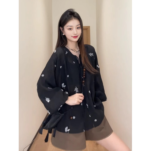 夏季韓版氣質時尚黑色寬鬆女士上衣刺綉減齡長袖百搭防曬襯衫襯衣