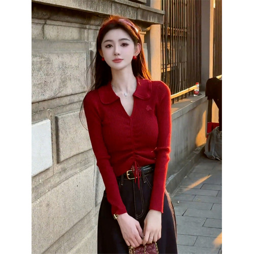 新年穿搭紅色polo領針織衫女2025新款修身v領毛衣內搭打底上衣女