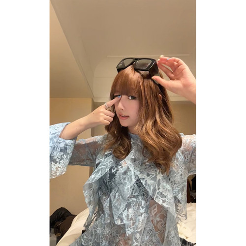 Garish/花裡鬍哨 設計感重工寬鬆鏤空蕾絲微透荷葉邊飄帶露背上衣