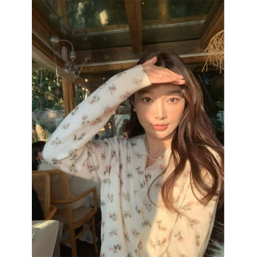 Turn right/陳大腿 法式印花開衫女春季百搭氣質紐釦碎花隨性上衣