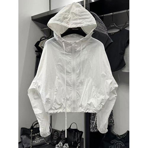 小香風2025夏季新款連帽短款防曬衣女寬鬆百搭純色薄款沖鋒衣外套