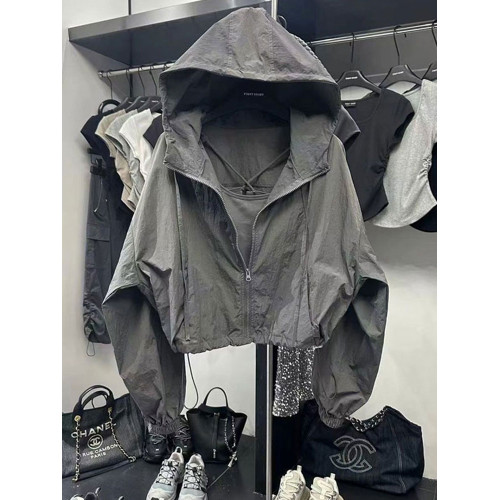 小香風2025夏季新款連帽短款防曬衣女寬鬆百搭純色薄款沖鋒衣外套