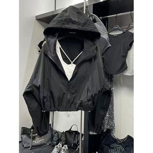 小香風2025夏季新款連帽短款防曬衣女寬鬆百搭純色薄款沖鋒衣外套