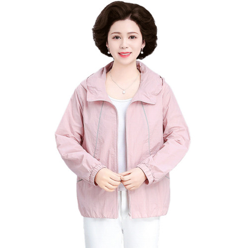 媽媽春裝外套薄款中年女春秋風衣2025新款夏裝中老年短款洋氣上衣