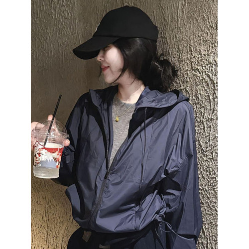 歐貨爆款高級感超好看上衣超火休閒戶外運動連帽沖鋒衣防曬外套秋