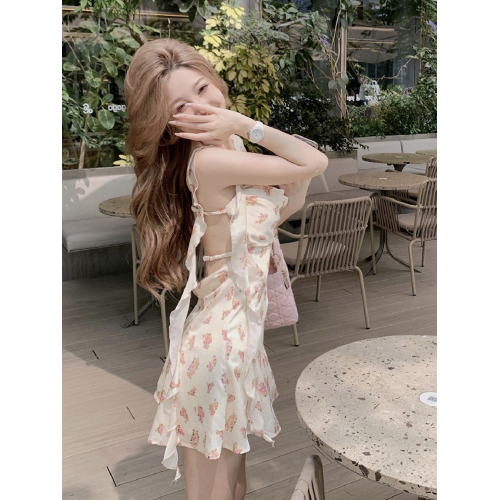 高級精緻海邊度假風A字短裙子女性感蕩領飄帶露背吊帶碎花連衣裙