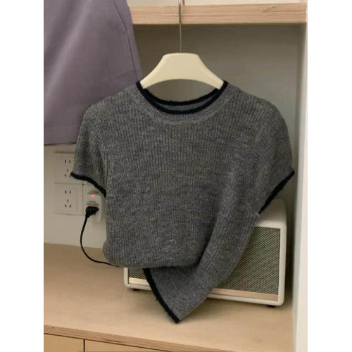 一線大牌女裝撿漏灰色針織小衫女2025年氣質穿搭百搭圓領短袖上衣