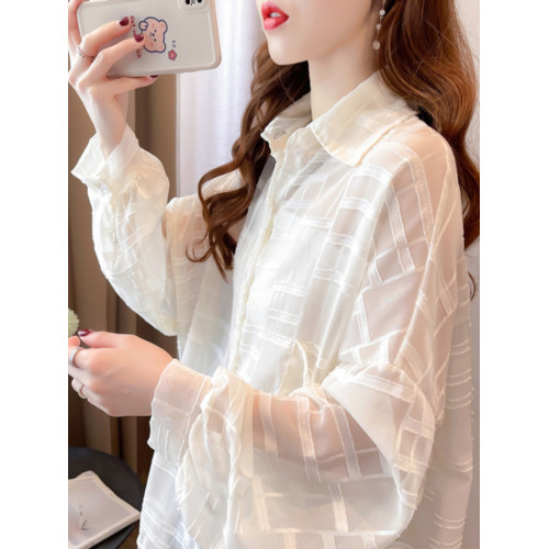 性感防曬襯衫女夏季薄款歐貨時尚洋氣微透開衫寬鬆中長款冰絲襯衣