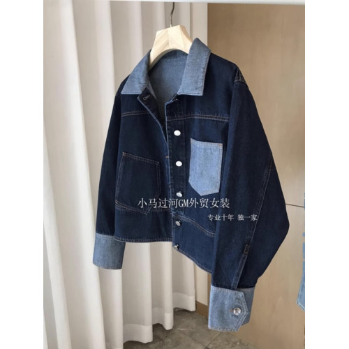 正單出貨，這件太好穿了！！小衆個性水洗撞色繙領短款牛仔外套女