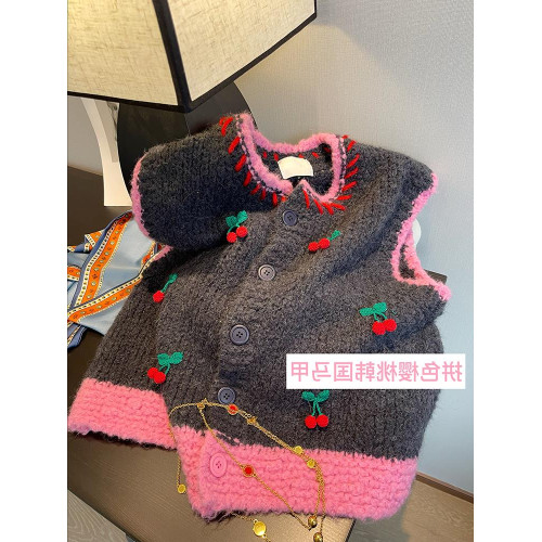 2025冬裝重工櫻桃時髦拼接撞色針織開衫外套女顯瘦粉灰韓國毛衣