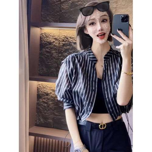 黑色條紋短款襯衫女夏季歐貨設計感小衆上衣洋氣減齡長袖防曬外套