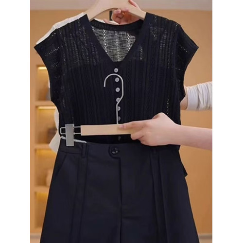 今年流行的V領短袖T恤女短款鏤空冰絲針織衫薄款時尚洋氣小衫上衣