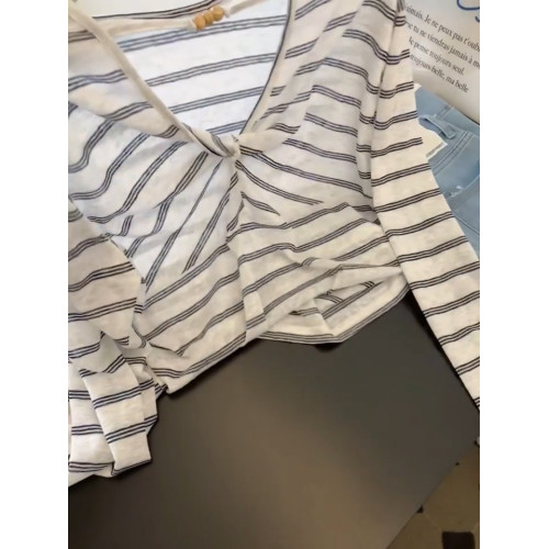 韓系條紋早秋罩衫女夏季2025新款設計感扭結露背寬鬆顯瘦長袖上衣