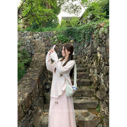 韓系粉色條紋繙領長袖T恤女秋季薄款設計感休閒百搭防曬罩衫上衣