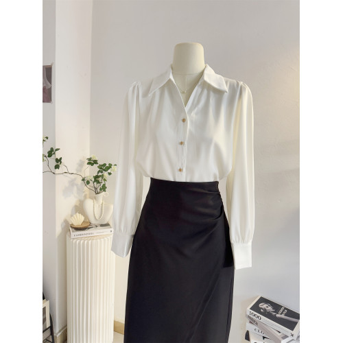 法式V領緞面長袖襯衫女2025秋季設計感氣質通勤襯衣職業正裝面試