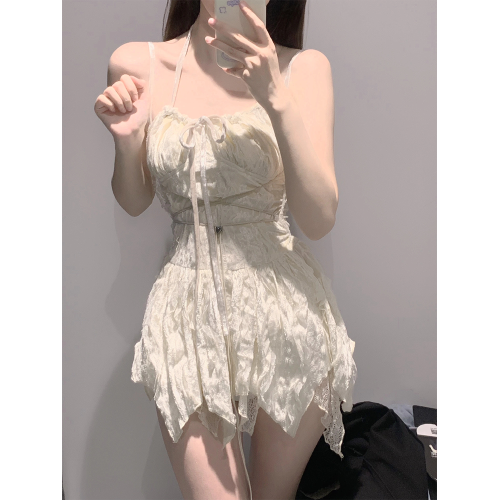 法式白月光掛脖吊帶連衣裙小個子女裝2025新款不規則包臀裙子夏季