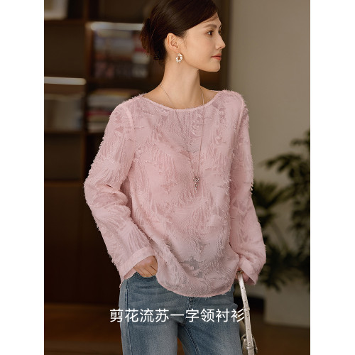 XWI訢未松弛優雅流蘇一字領襯衫女2025秋季今年流行顯瘦藏肉小衫