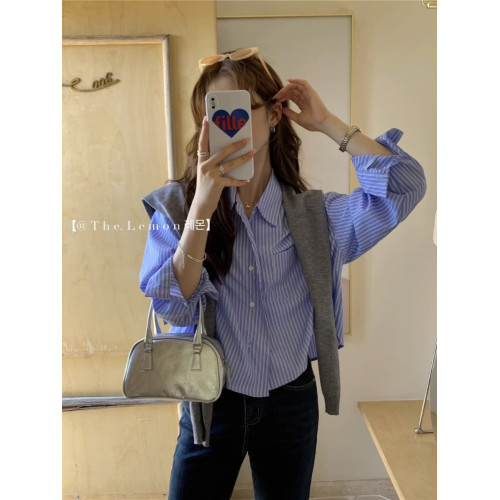 春季新款披肩顯瘦條紋襯衫兩件套休閒設計感小衆寬鬆繙領上衣女