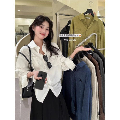 法式通勤高級霧面感長袖灰色襯衫秋冬女士雙口袋小衆上衣曡穿襯衣